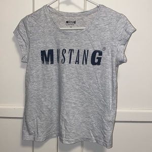 Mustang True Denim XS Gray Black Logo Tee